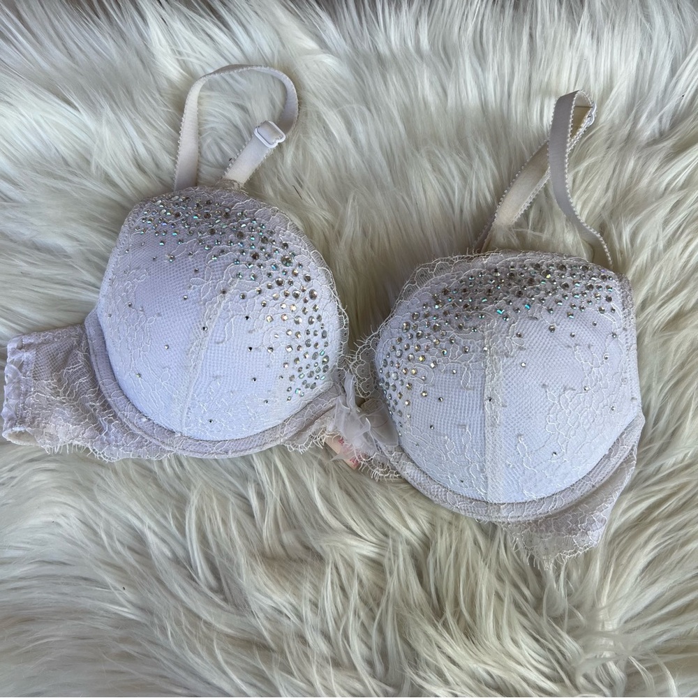 Victoria’s Secret White Dream Angels Rhinestone Double Padded Push Up Bra